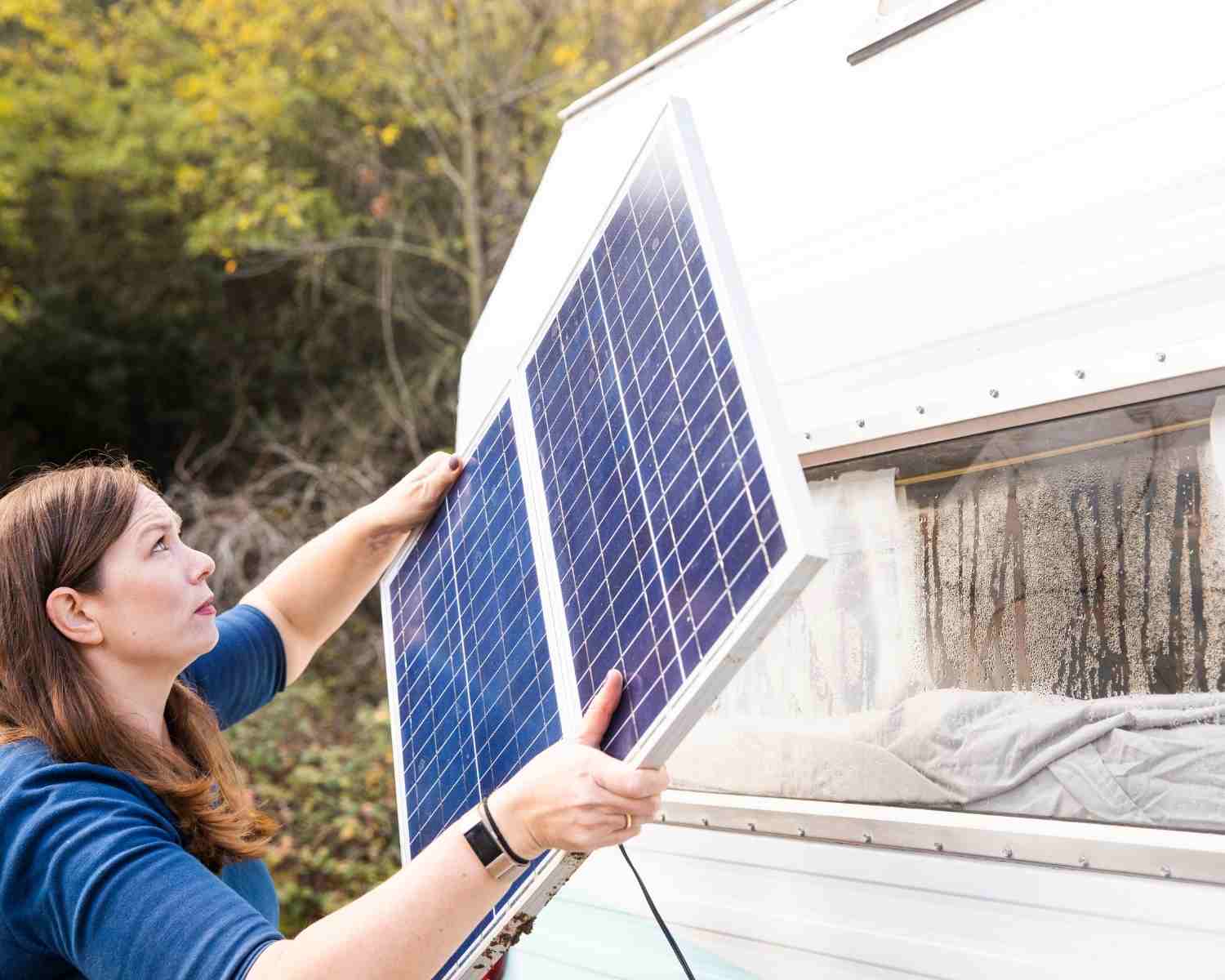 Cuántos Paneles Solares Se Necesitan Para Cargar Una Batería De 12 V