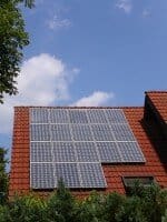 Solarpaneele auf dem Dach