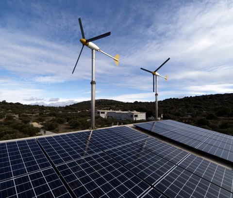 Solar- und Windkraft zusammen