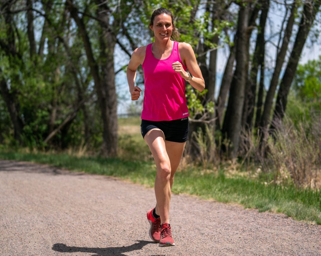 La triatleta olímpica estadounidense Gwen Jorgensen utiliza Freedom Solar