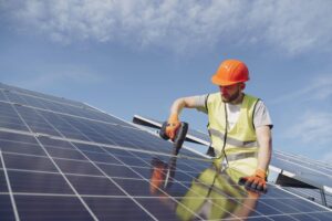 solar panel installer