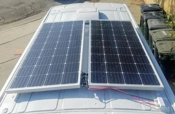 solarni paneli obnovljiva energija. 644162