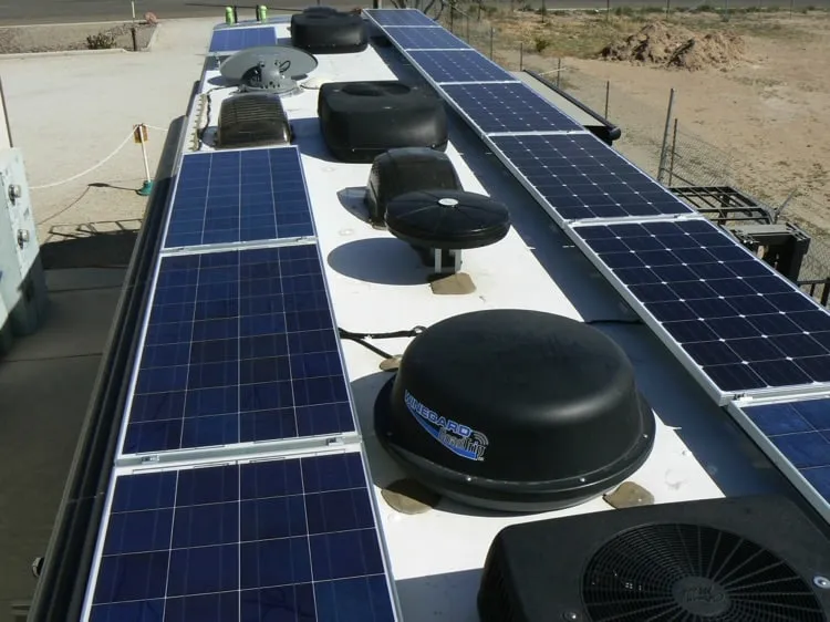 solarni paneli obnovljiva energija. 7759