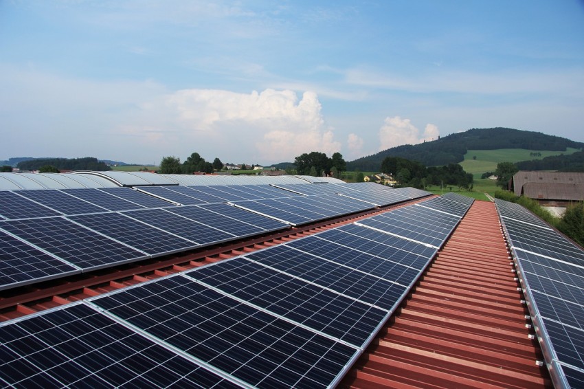 solarni paneli obnovljiva energija..80044